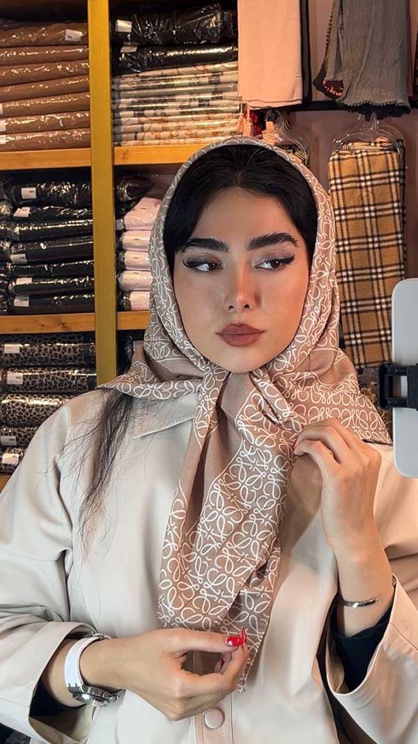 روسری طرحدار بسته5رنگی کد r149 (عمده)
