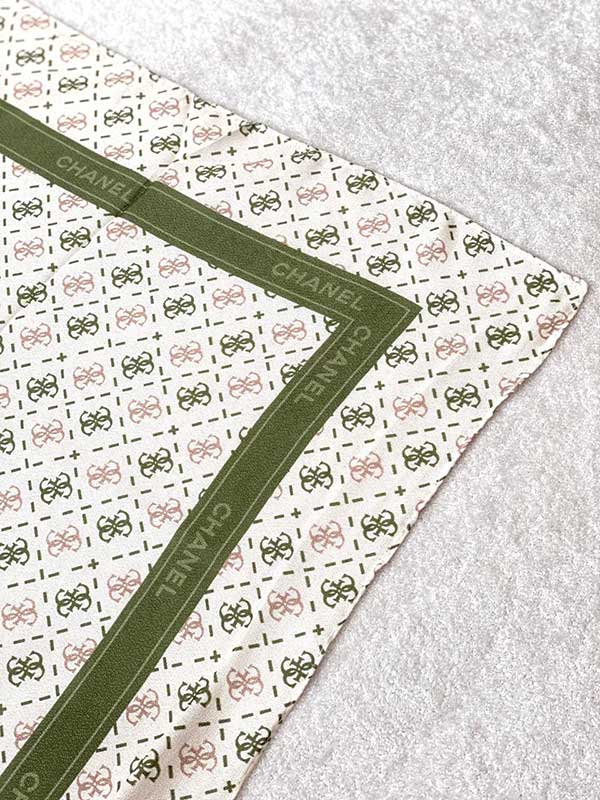 روسری طرح شنل بسته5رنگی کد r150 (عمده)
