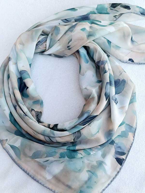 روسری حریردستدوز بسته6طرحی کد r175 (عمده)
