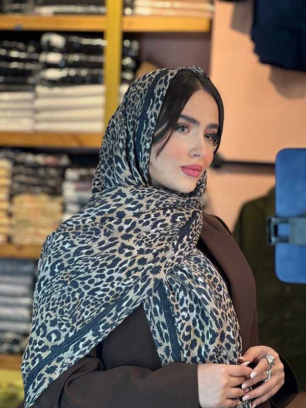 شال پلیسه پلنگی لمه دار بسته10طرحی کد sp82 (عمده)
