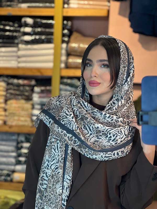 شال پلیسه پلنگی لمه دار بسته10طرحی کد sp82 (عمده)
